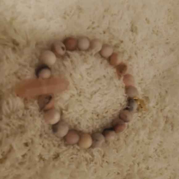 Pink Quartz stretch bracelet - Picture 2 of 4